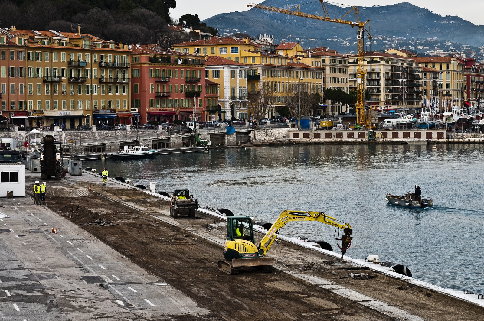 Travaux dans le port de Nice