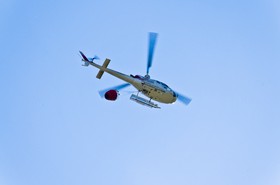 Hélicoptère de pompiers